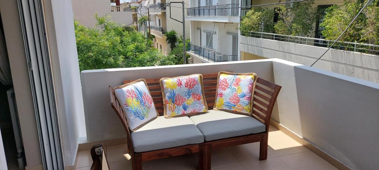 Momenti Felici Apartment Artemida  Bagian luar foto