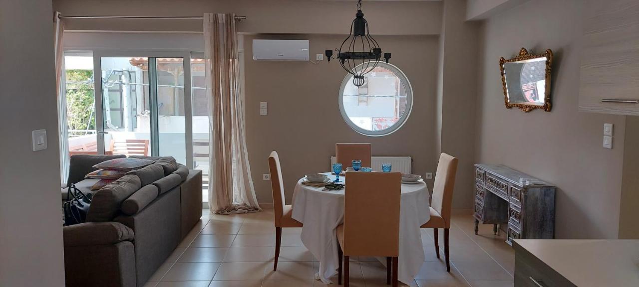 Momenti Felici Apartment Artemida  Bagian luar foto
